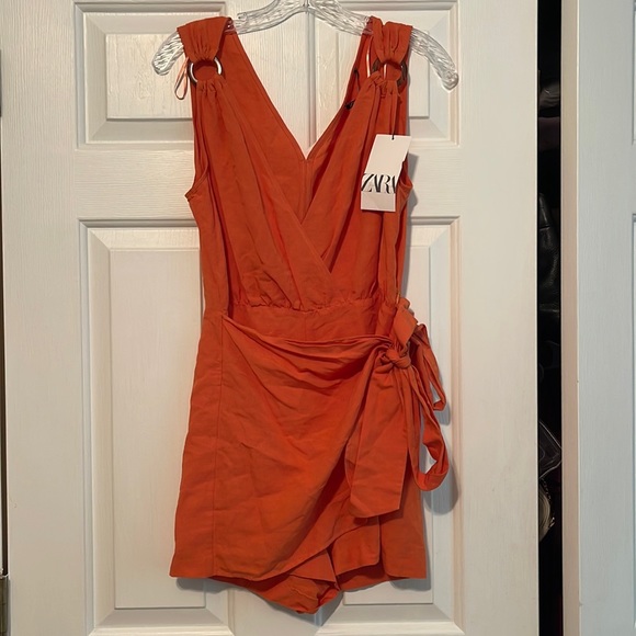 Zara Romper - Picture 1 of 5
